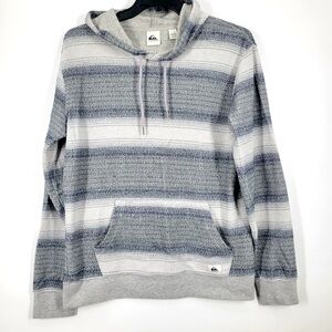 Women's Quicksilver Sweatshirt, perfect for‎ winter!